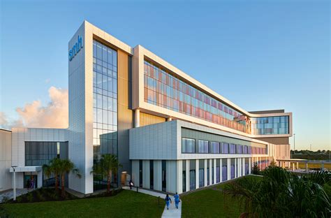Sarasota memorial hospital - Sarasota Memorial Hospital-Sarasota Campus is a full-service public health system with two hospitals offering specialized expertise in heart, vascular, cancer, orthopedic and …